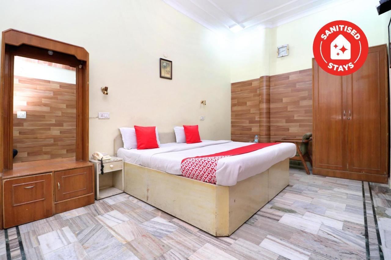 Oyo 24073 Hotel Hari Darshan Амритсар Экстерьер фото