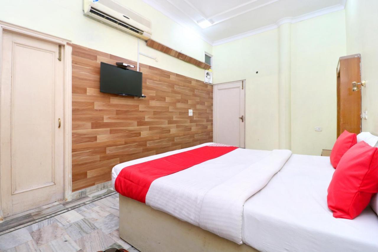 Oyo 24073 Hotel Hari Darshan Амритсар Экстерьер фото